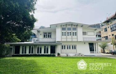 6-BR House near BTS Phra Khanong