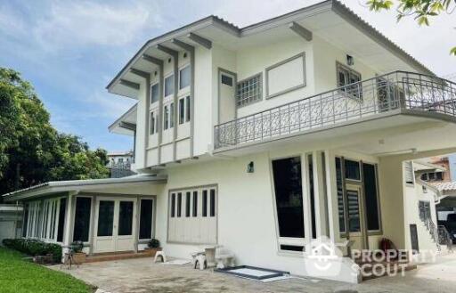 6-BR House near BTS Phra Khanong