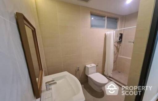 6-BR House near BTS Phra Khanong