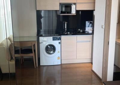 Studio Condo at Park Origin Phrom Phong near BTS Phrom Phong