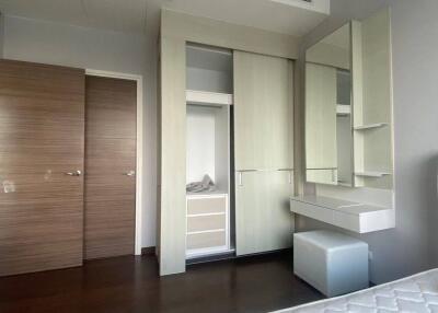 1-BR Condo at Q Asoke near MRT Phetchaburi