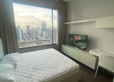 1-BR Condo at Q Asoke near MRT Phetchaburi