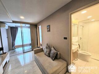 1-BR Condo at Walden Asoke near MRT Sukhumvit