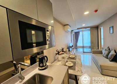 1-BR Condo at Walden Asoke near MRT Sukhumvit