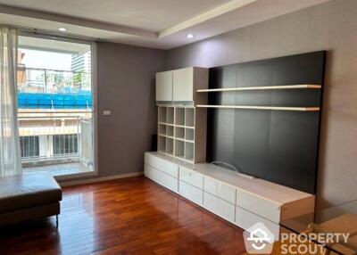 2-BR Condo at Siri On 8 Sukhumvit 8 near BTS Nana