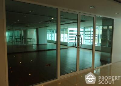 2-BR Condo at Sukhumvit Living Town near MRT Phetchaburi