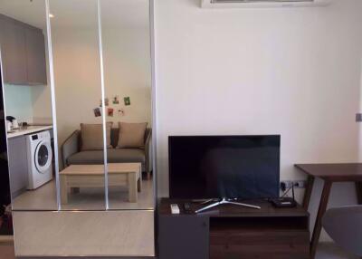 Studio bed Condo in Rhythm Sukhumvit 36-38 Phra Khanong Sub District C11906