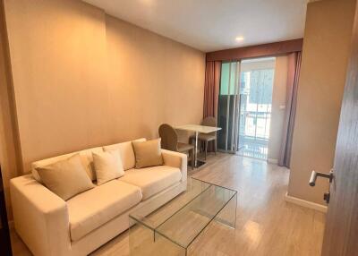 1-BR Condo at โครงการเมโทร ลักซ์ พระราม 4 near BTS Ekkamai