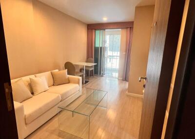 1-BR Condo at โครงการเมโทร ลักซ์ พระราม 4 near BTS Ekkamai