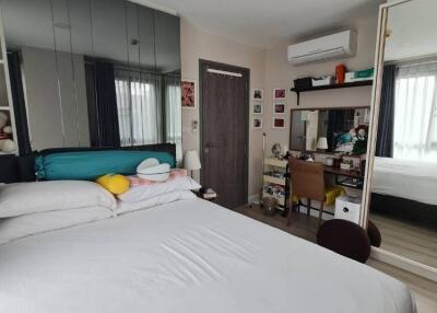 2-BR Condo at Metro Luxe Rose Gold Phahol - Sutthisan near BTS Saphan Khwai