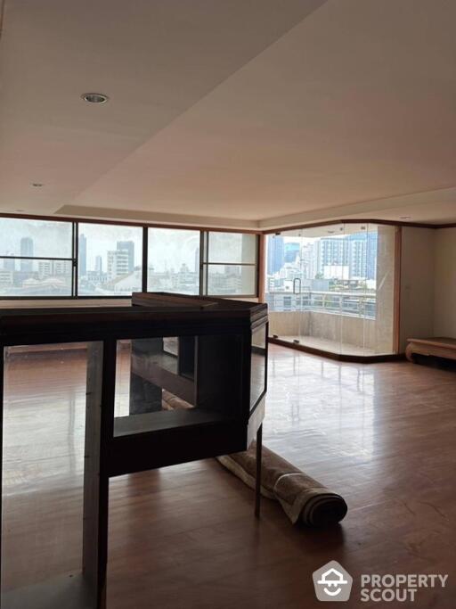 3-BR Condo at The Habitat Sukhumvit 53 Condominium near BTS Phrom Phong