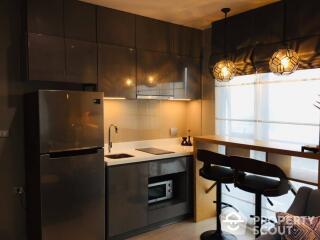 1-BR Condo at Rhythm Asoke Ll near MRT Phra Ram 9