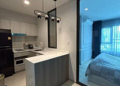 1-BR Condo at Life One Wireless near BTS Phloen Chit