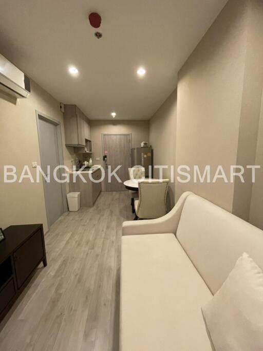 Condo at Ideo Mobi Charan Interchange for sale