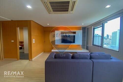 Modern 2 Bed Condo for Rent near BTS Phrompong, Sukhumvit