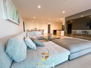 Luxurious 3 Bedroom Condo in The Elegance - Pratumnak Pattaya