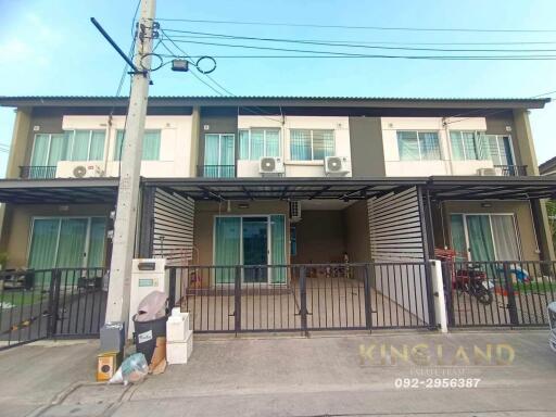 Front view of a modern townhouse