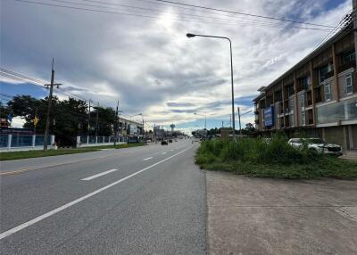 Street view of properties and road