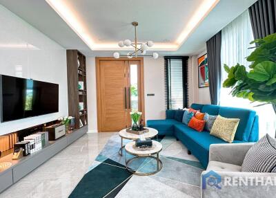 Luxury Living in Pattaya and Brand new house, fully furnished.