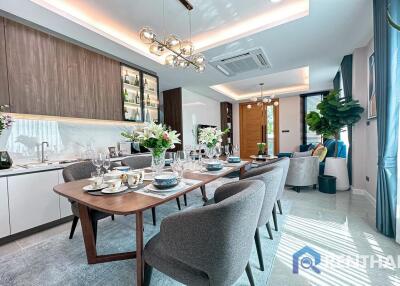 Luxury Living in Pattaya and Brand new house, fully furnished.