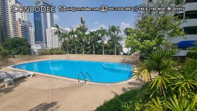 Renovated Large Condo Sukhumvit 23 Sale