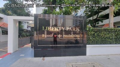 Renovated Large Condo Sukhumvit 23 Sale