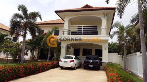 4 bedroom House in Lakeside Court 1 East Pattaya