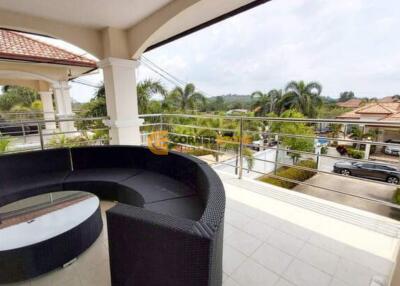 4 bedroom House in Lakeside Court 1 East Pattaya