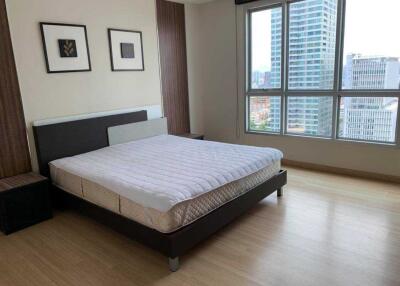 For RENT : Life @ Sathorn 10 / 2 Bedroom / 2 Bathrooms / 68 sqm / 35000 THB [8413219]