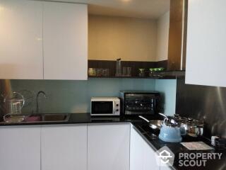 3-BR Condo at Renova Residence Chidlom Condominium near BTS Phloen Chit (ID 512295)