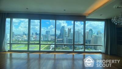 4-BR Condo at 185 Rajadamri near BTS Ratchadamri (ID 438231)