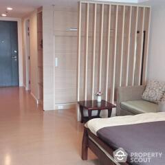 1-BR Condo at The Trendy Condominium near BTS Nana