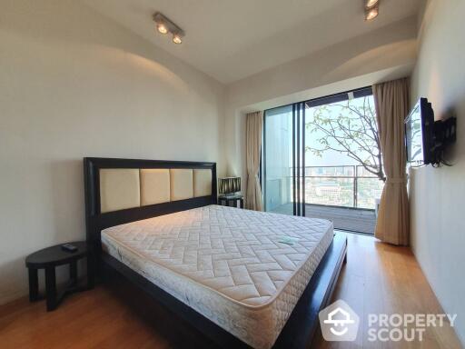 2-BR Condo at The Met Sathorn near BTS Chong Nonsi