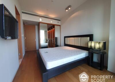 2-BR Condo at The Met Sathorn near BTS Chong Nonsi