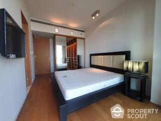 2-BR Condo at The Met Sathorn near BTS Chong Nonsi