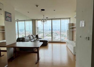 1-BR Condo at The Star Estate @ Rama Iii Condominium close to Phra Ram 3