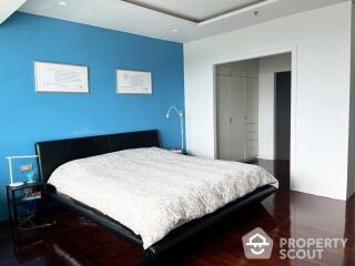 2-BR Condo at Lake Green near BTS Asok