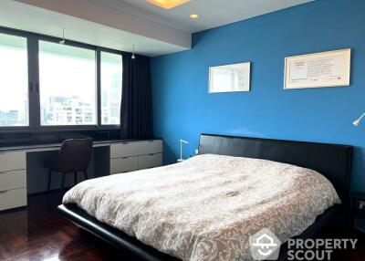 2-BR Condo at Lake Green near BTS Asok