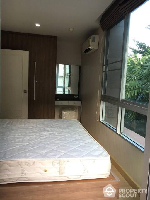 2-BR Condo at Tree Condo Sukhumvit 42 Condominium near BTS Ekkamai