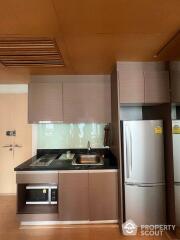 2-BR Condo at Issara @ 42 Sukhumvit Condominium near BTS Ekkamai