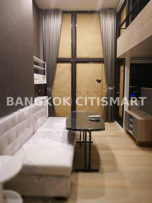 Condo at Chewathai Residence Asoke for rent