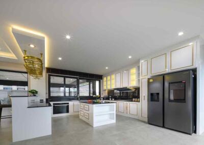 Large 4-Bedroom House for Sale Chiang Mai  Spacious & Modern