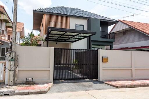 Newly renovated house with pool for sale in Hang Dong, Chiang Mai