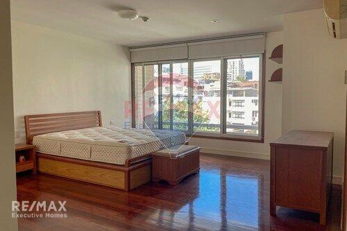 Spacious 3 Bed Condo for Rent near BTS Ploenchit Sukhumvit