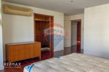 Spacious 3 Bed Condo for Rent near BTS Ploenchit Sukhumvit