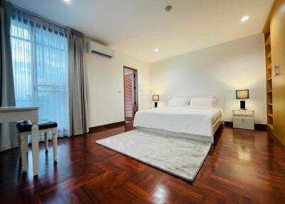 For Rent Bangkok Condo P.R. HOME 3 Torsak BTS Thong Lo