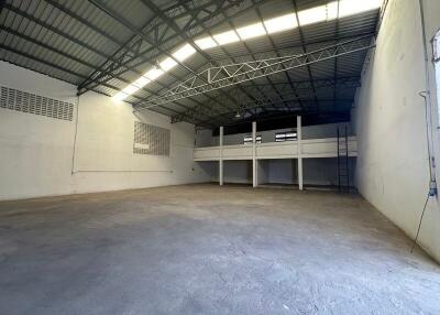 For Rent Pathum Thani Warehouse Tiwanon Road Bang Kadi