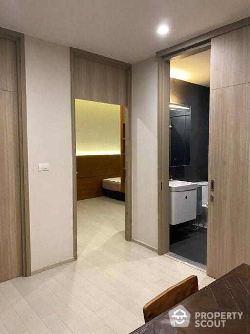 2-BR Condo at Noble Ploenchit near BTS Phloen Chit (ID 426091)