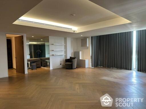 4-BR Condo at The Pillar close to Sukhumvit