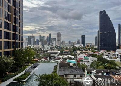 1-BR Condo at Oka Haus Sukhumvit 36 near BTS Thong Lor